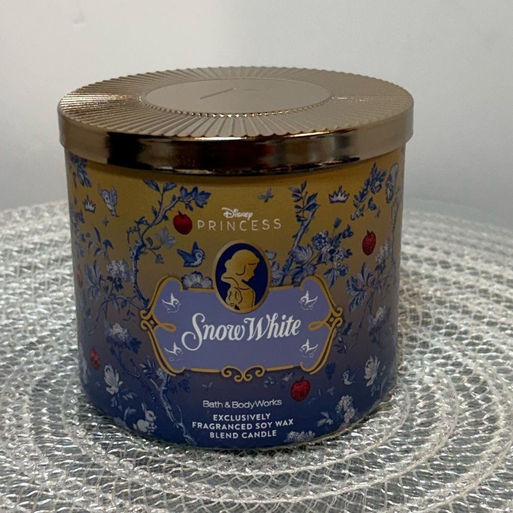 BBW Disney Snow White 3 Wick Scented Candle NWT